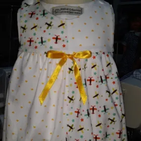 Barboteuse bébé 3/6 mois coton oéko-tex blanc motif avion naïf et piqué de coton oéko-tex blanc motifs petit coeur jaune fait ma