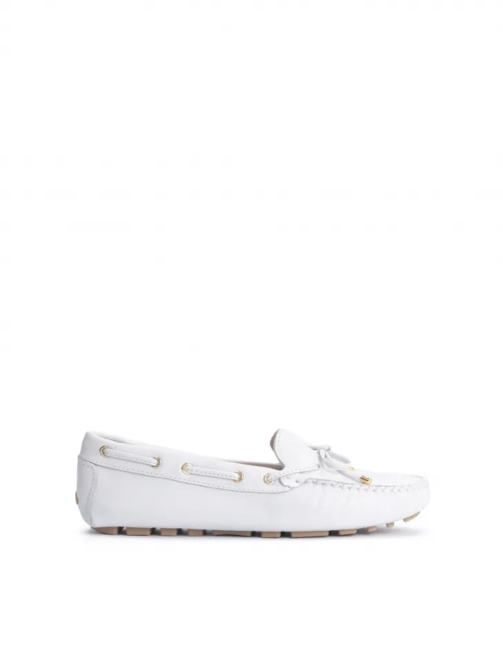 Mocassins en cuir blanc cassé de haute qualité